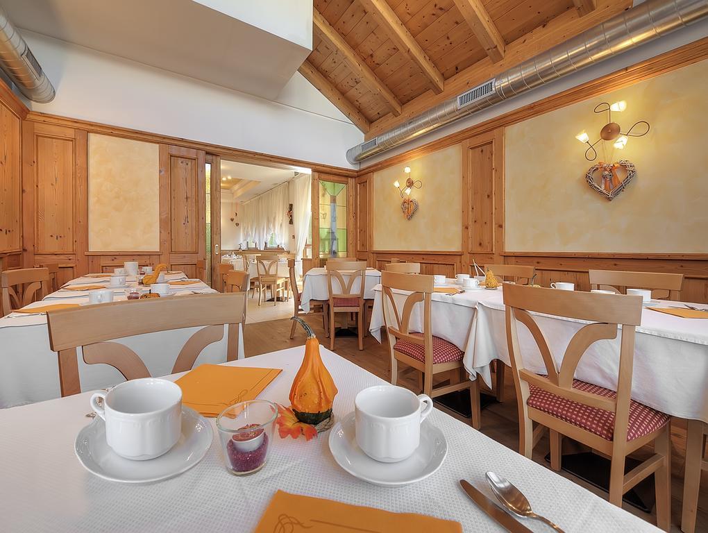 Hotel Garni La Vigna - Adult Friendly San Michele allʼAdige Екстериор снимка